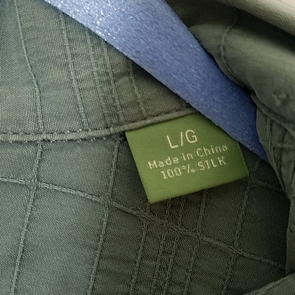 Tommy Bahama Silk Camp Shirt - Picture 3 of 6